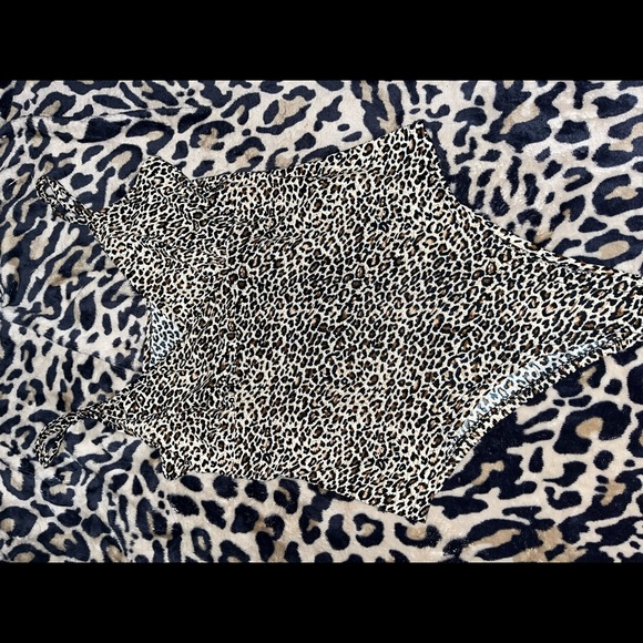 Tops - leopard print body suit!